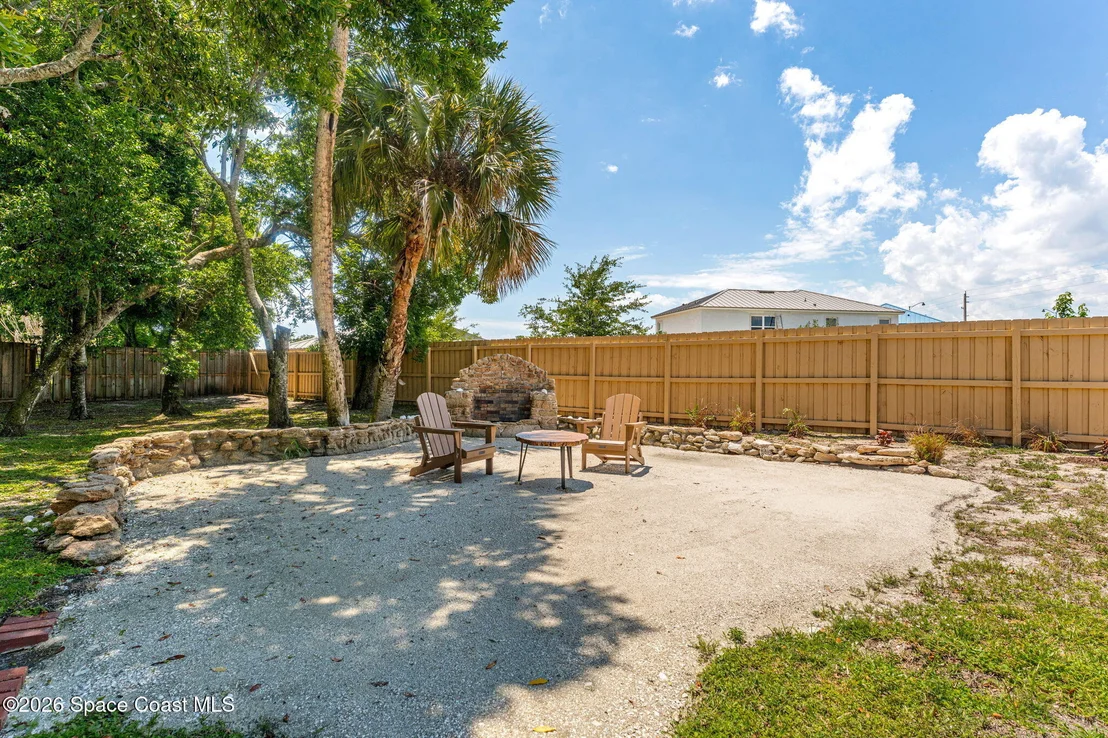 Photo of 121 Circle Drive