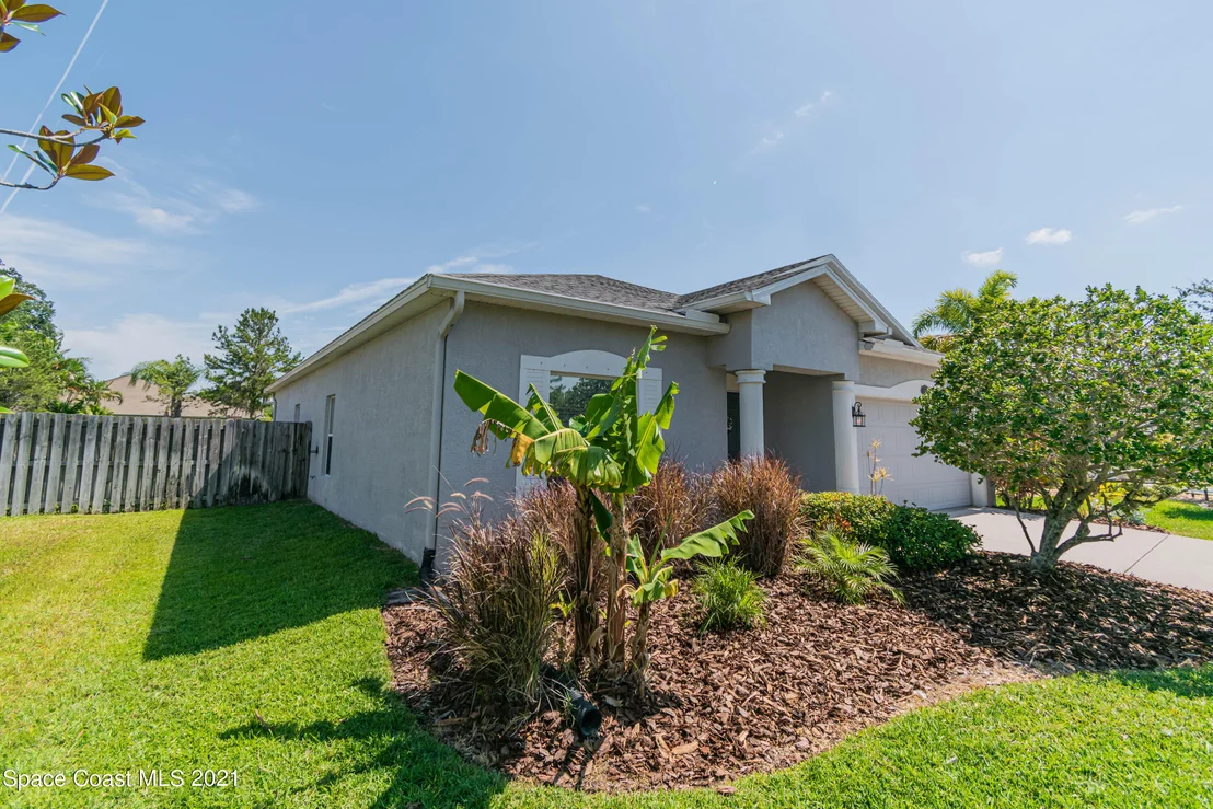 Photo of 1598 Maeve Circle