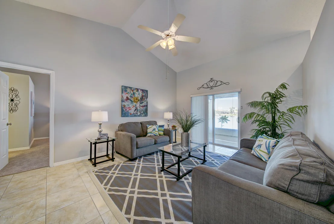 Photo of 2084 Lionel Drive