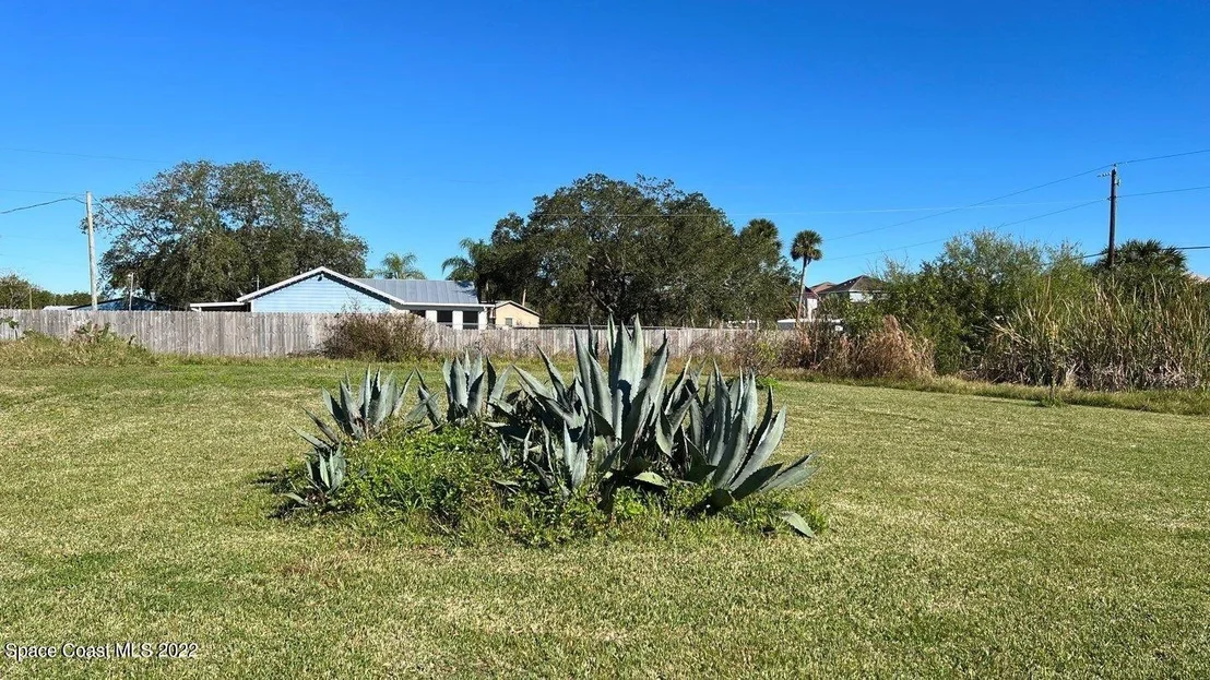 Photo of 1455 Martin Road