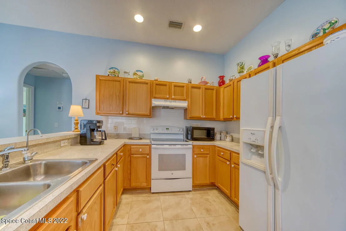 Photo of 4758 Alamanda Drive