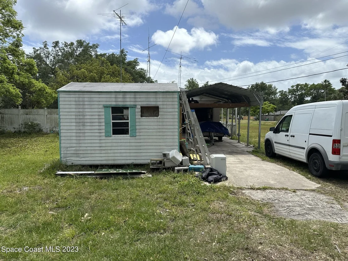 Photo of 5995 Palm Street