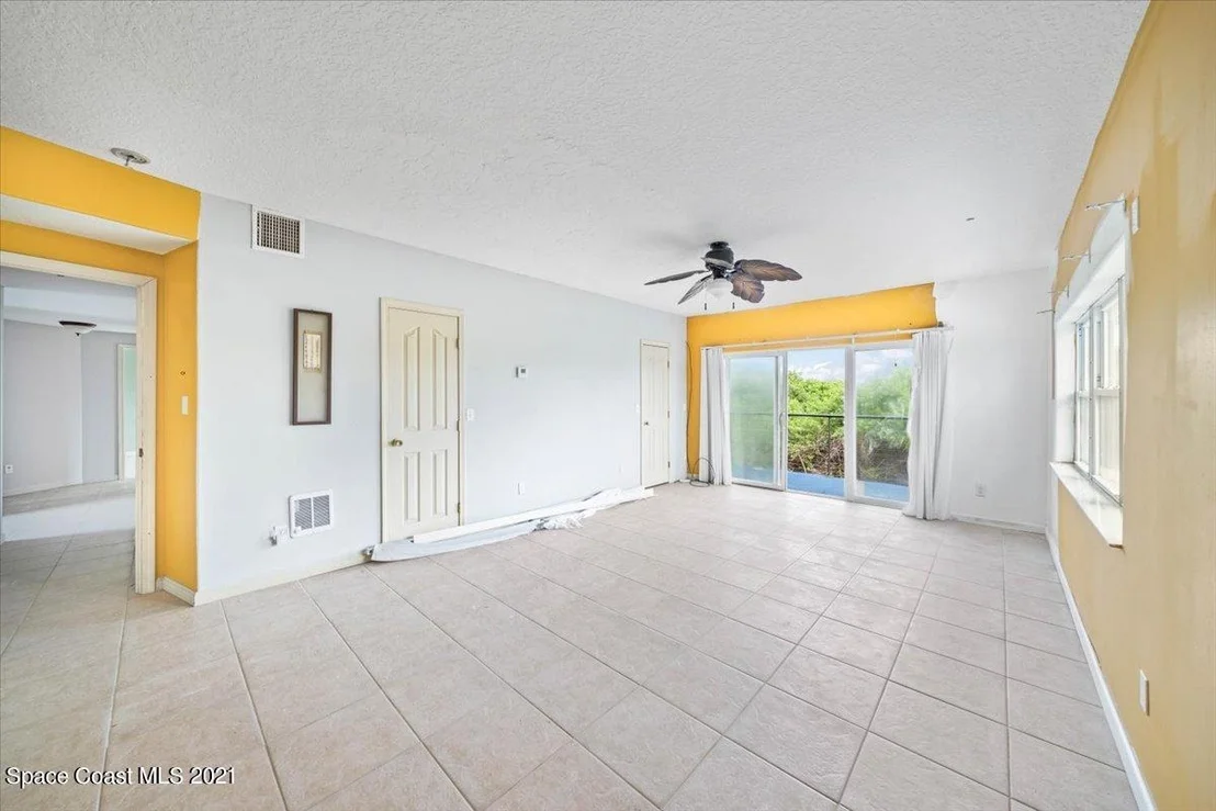 Photo of 5135 Palm Drive