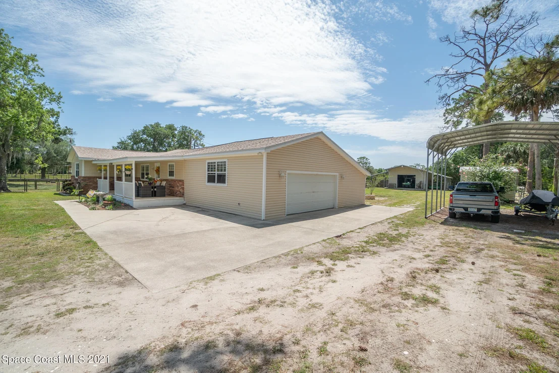 Photo of 3635 Hield Road