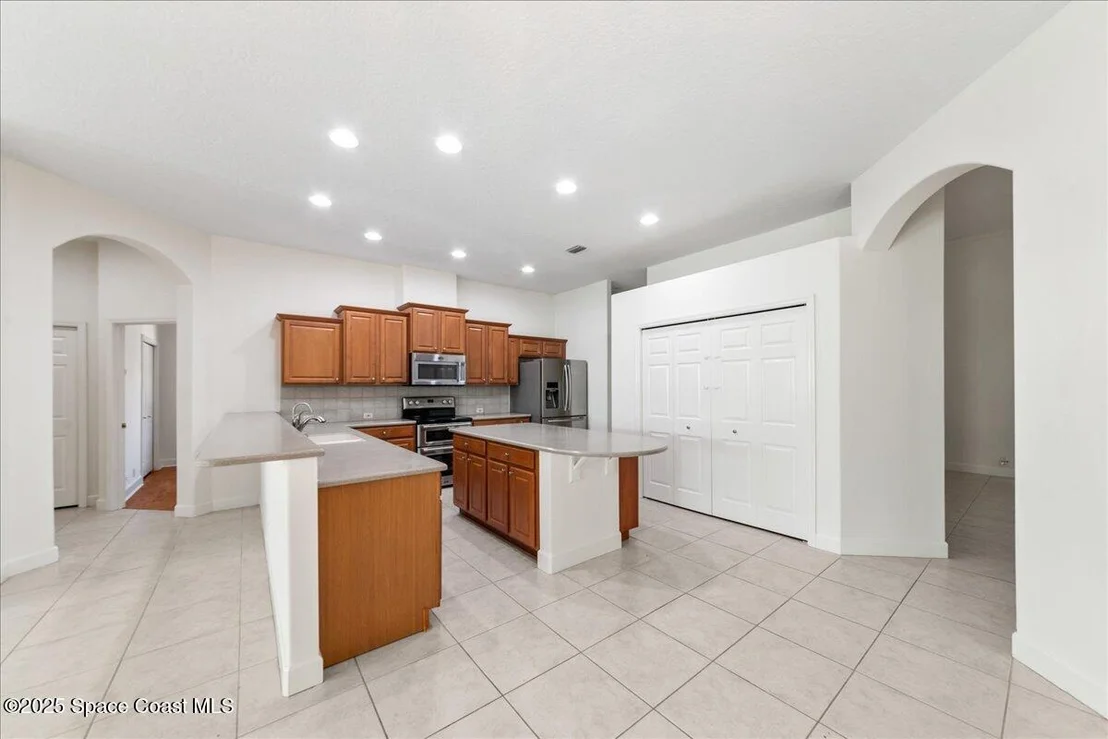 Photo of 327 Southampton Drive
