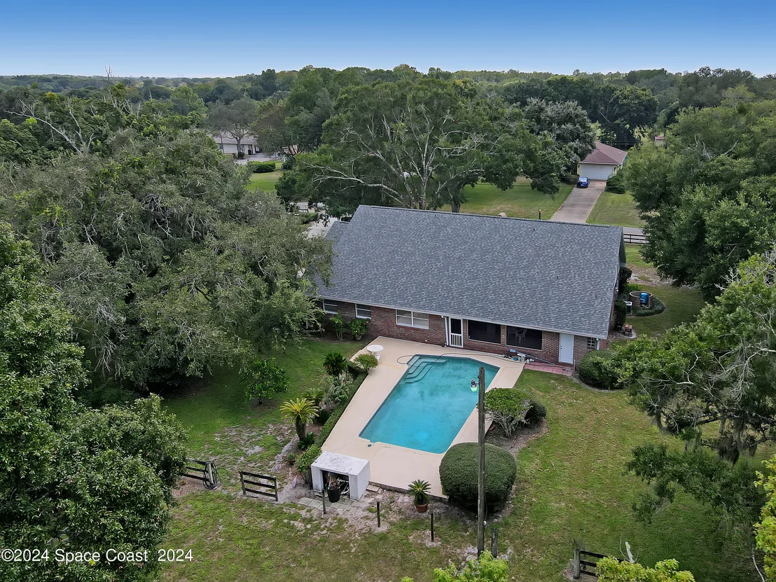 Photo of 3580 Burkholm Road