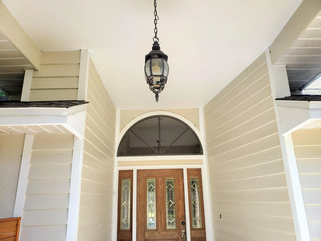 Photo of 1304 Heritage Acres Boulevard