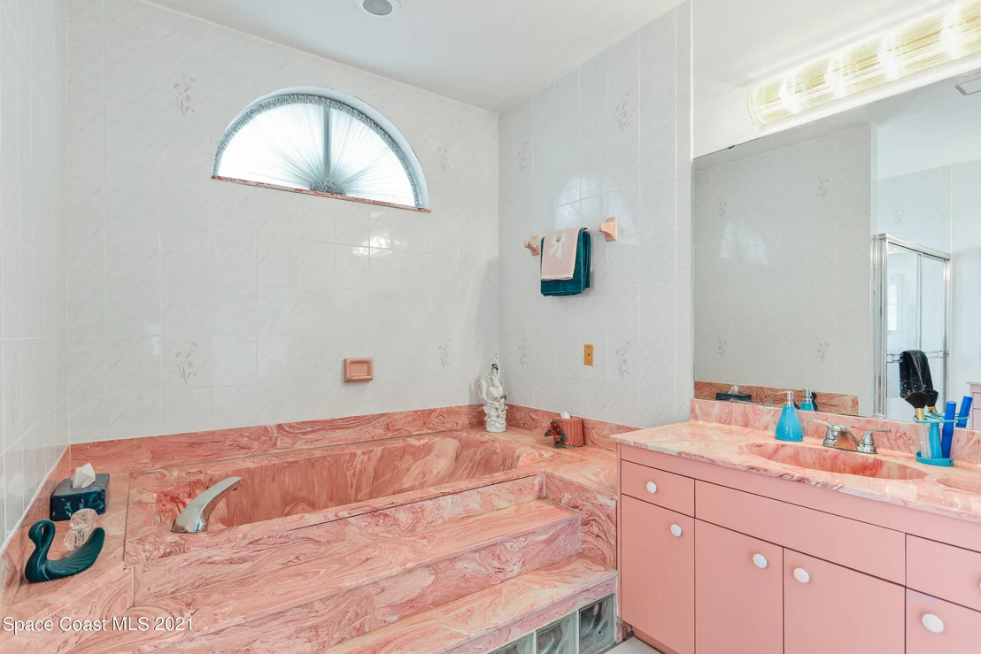 Photo of 1225 Salmonberry Place