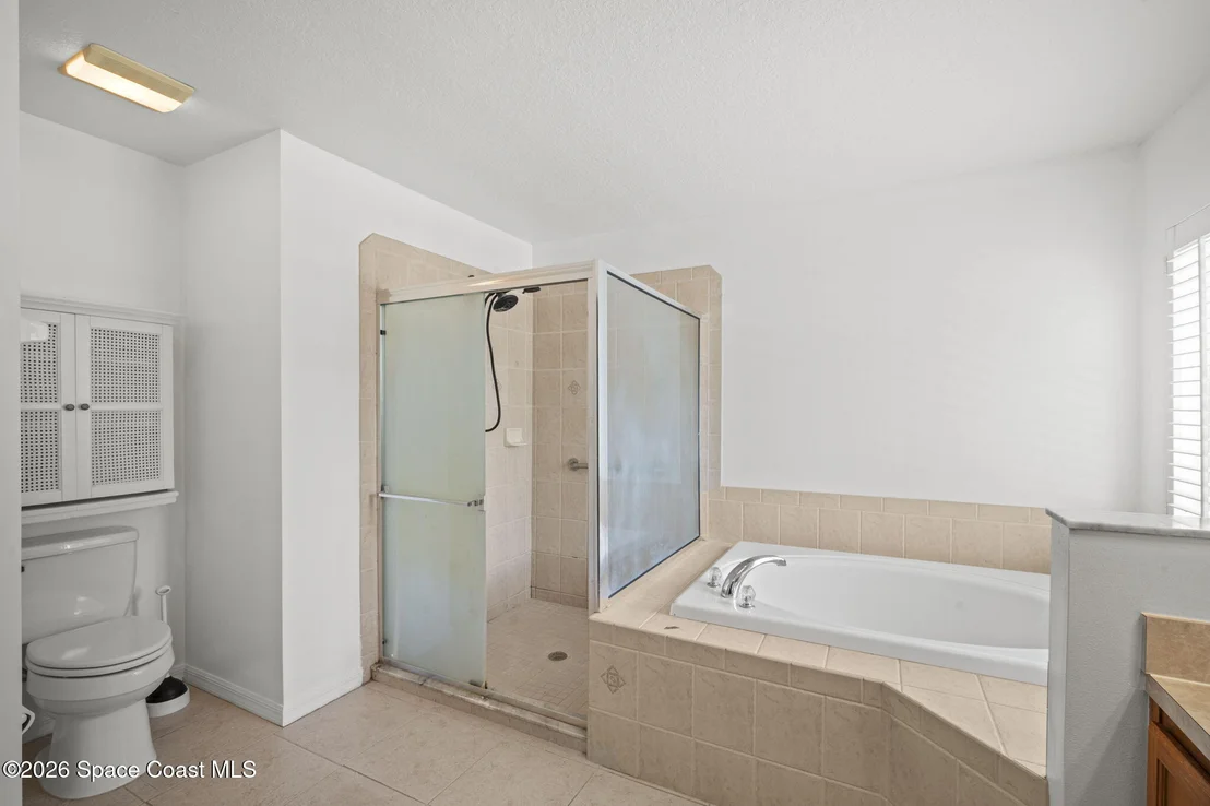 Photo of 425 La Veta Drive