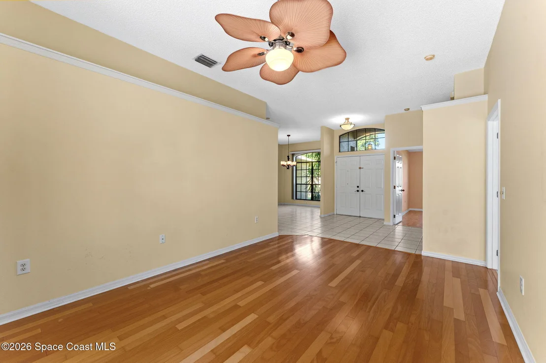Photo of 1494 Wellington Circle