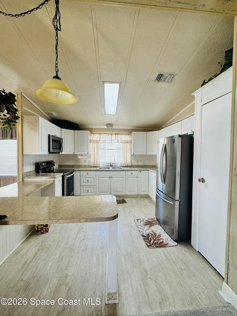 Photo of 4426 Twin Lakes Drive