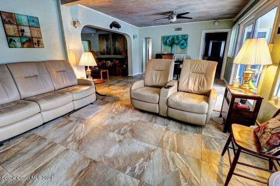 Photo of 435 Barrello Lane