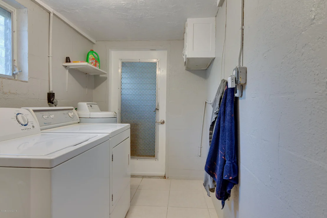 Photo of 769 Banyan Drive