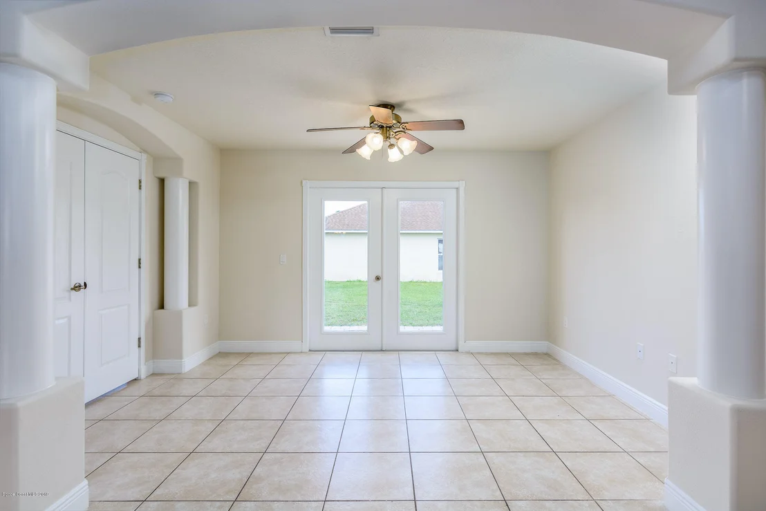 Photo of 3908 Rolling Hill Drive