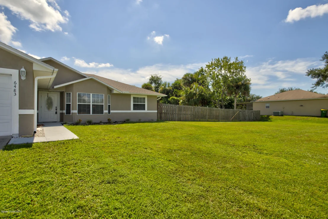 Photo of 6483 Bamboo Avenue