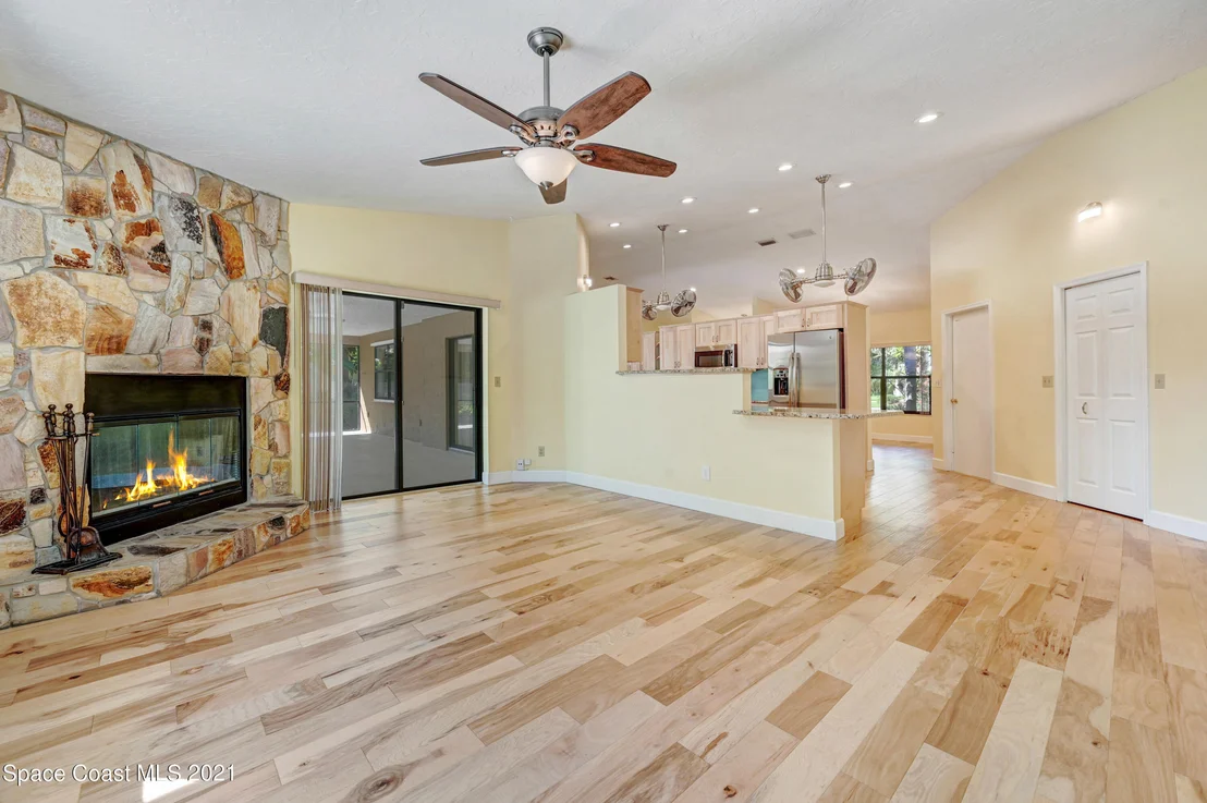 Photo of 255 River Road Circle