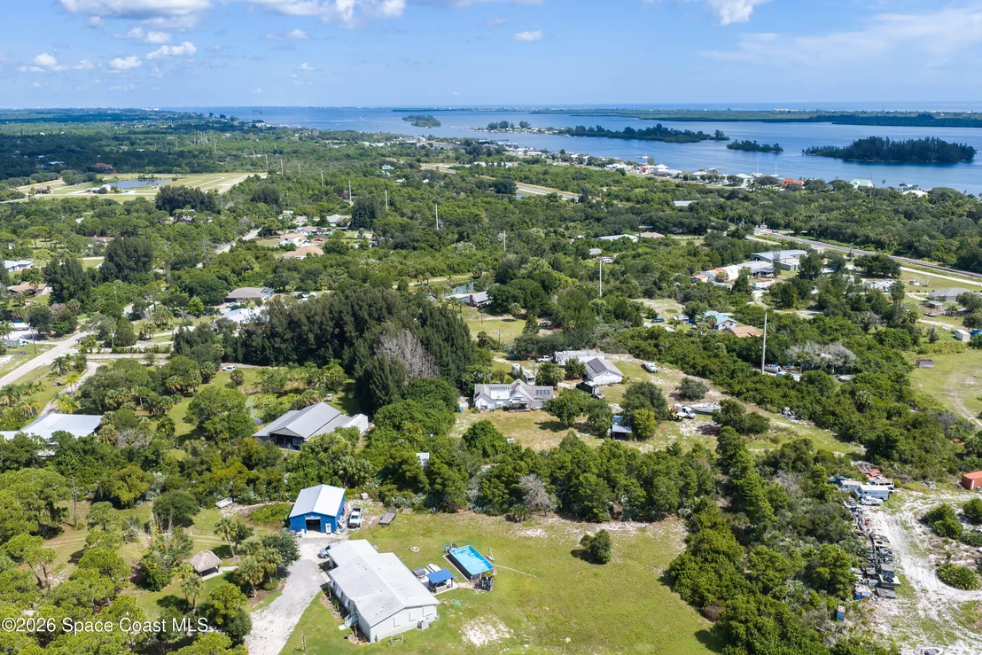Photo of 6715 Whispering Pines Lane