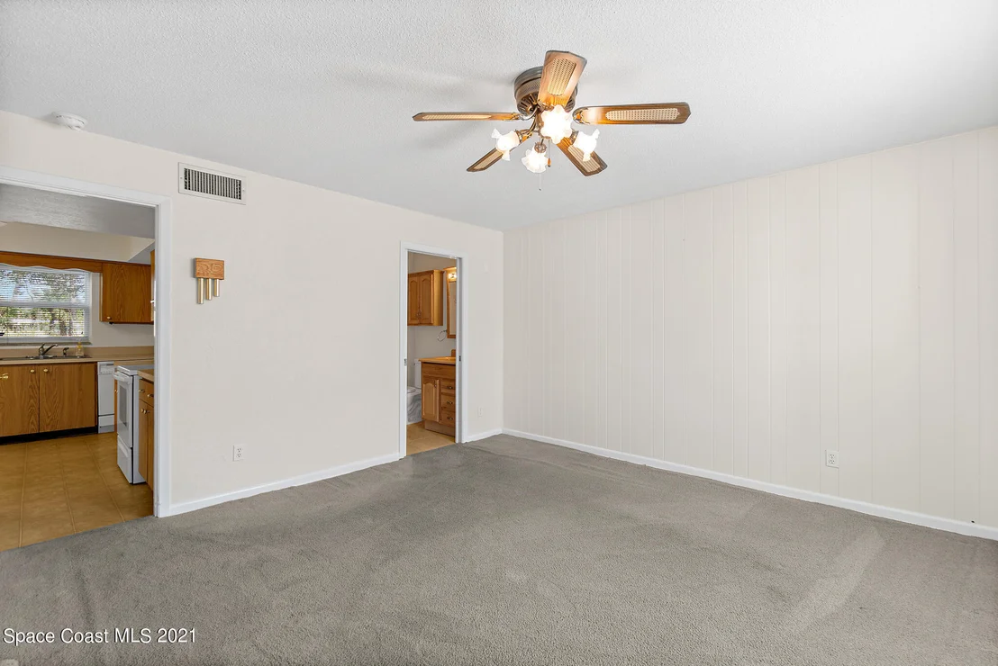 Photo of 1726 Golfview Drive