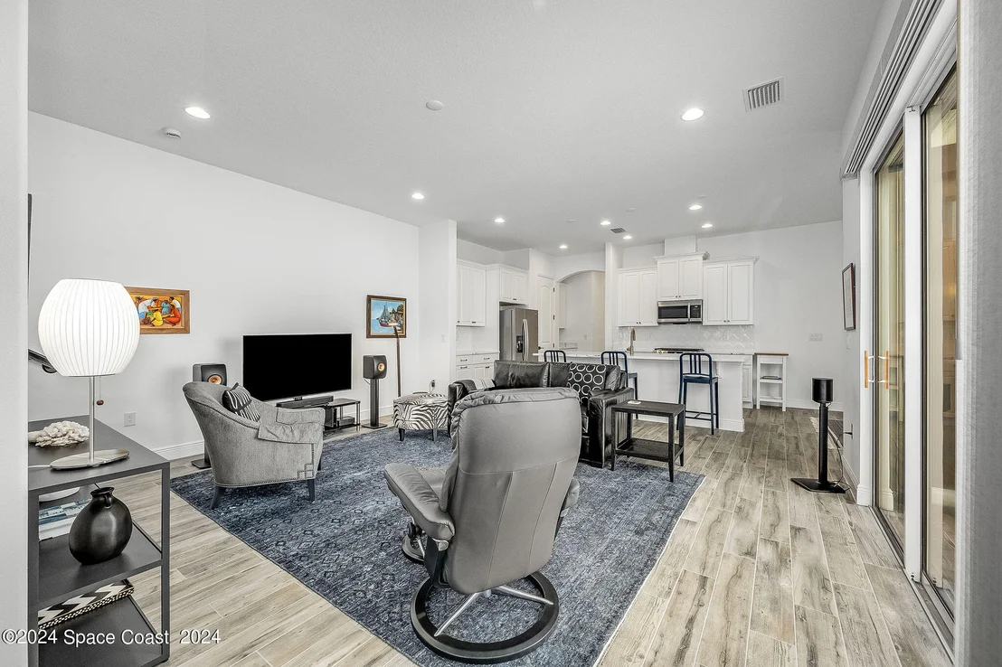 Photo of 8536 Lyside Drive