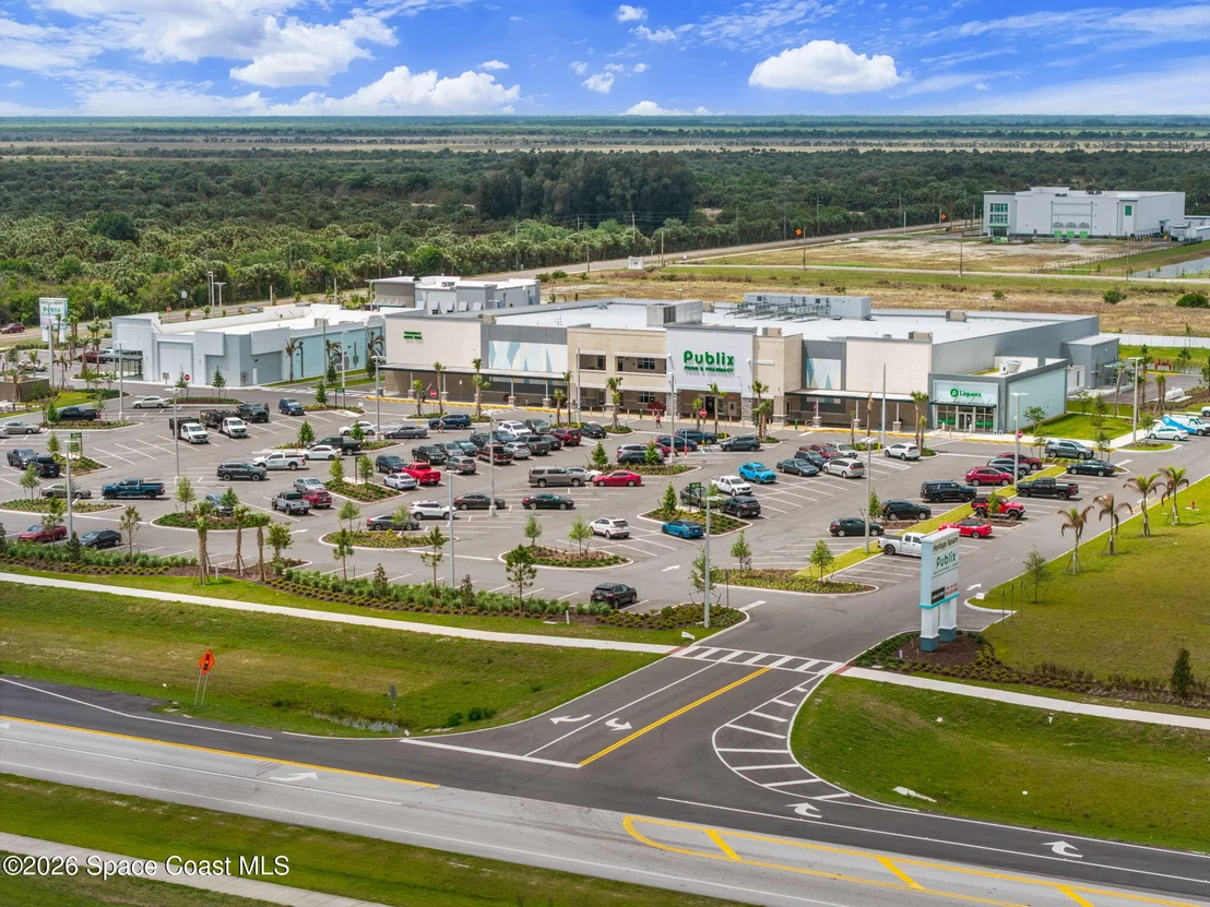 Photo of 826 Dockside Drive SW