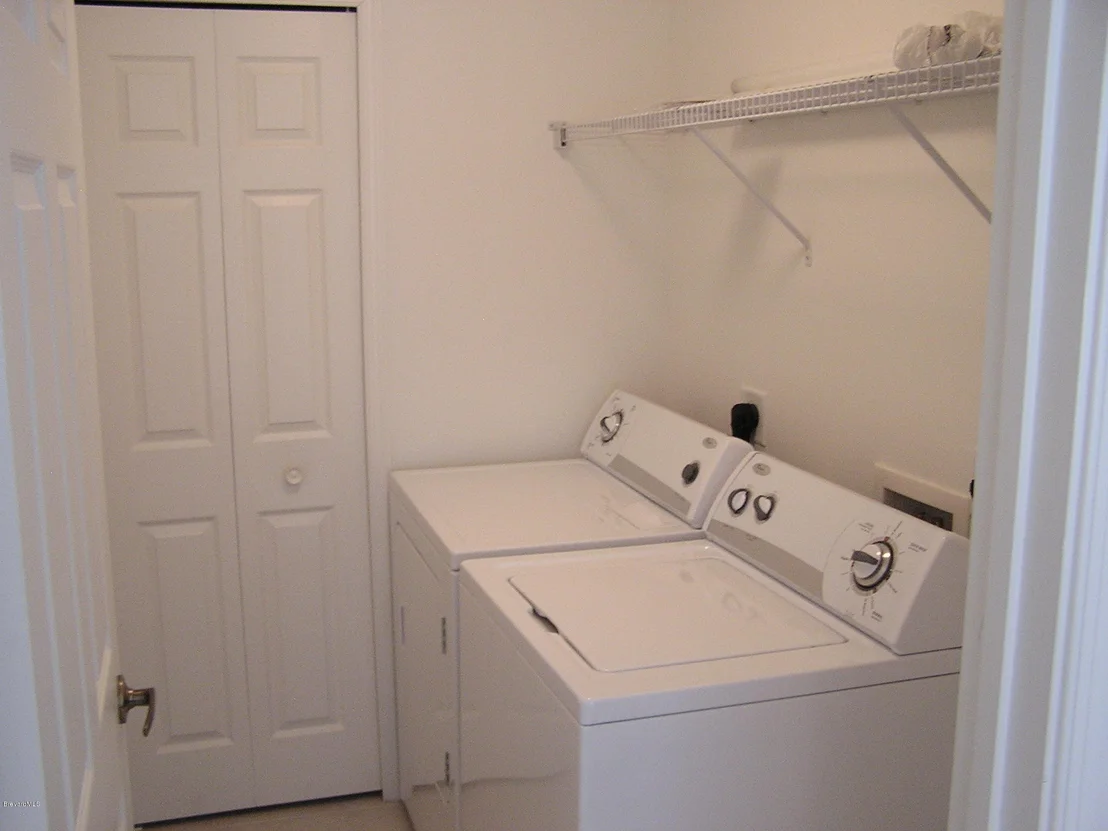 Photo of 933 Tavernier Circle