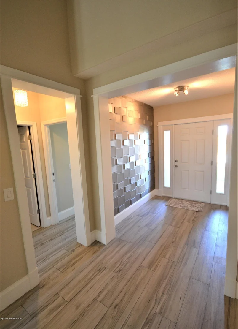 Photo of 960 Fiddleleaf Circle