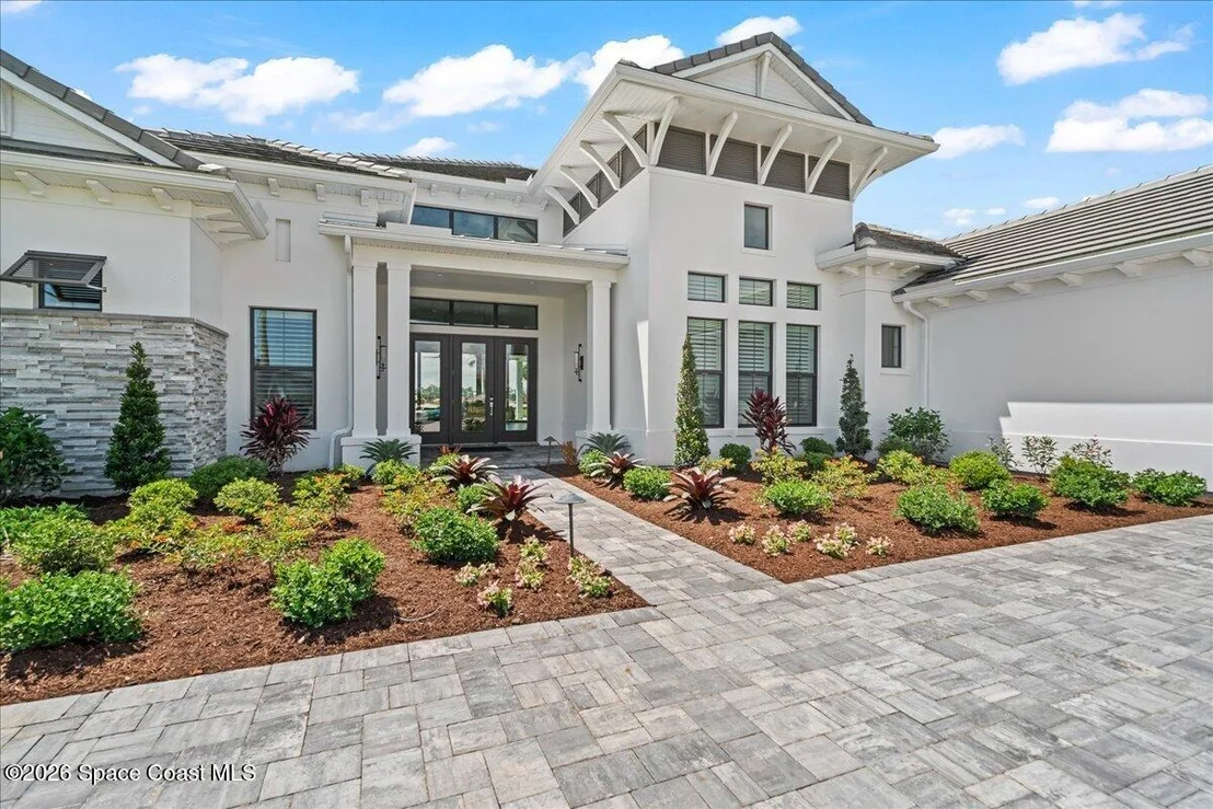 Photo of 3769 Lake Adelaide Place