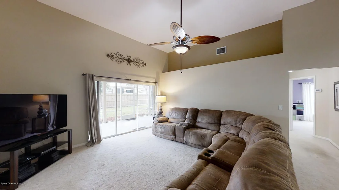 Photo of 1670 Rustic Way