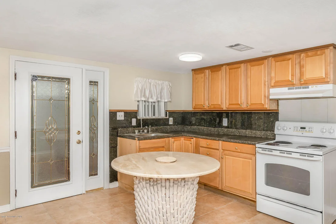 Photo of 2525 Coconut Drive