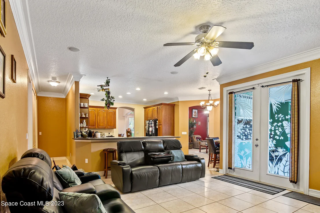 Photo of 240 City Point Road