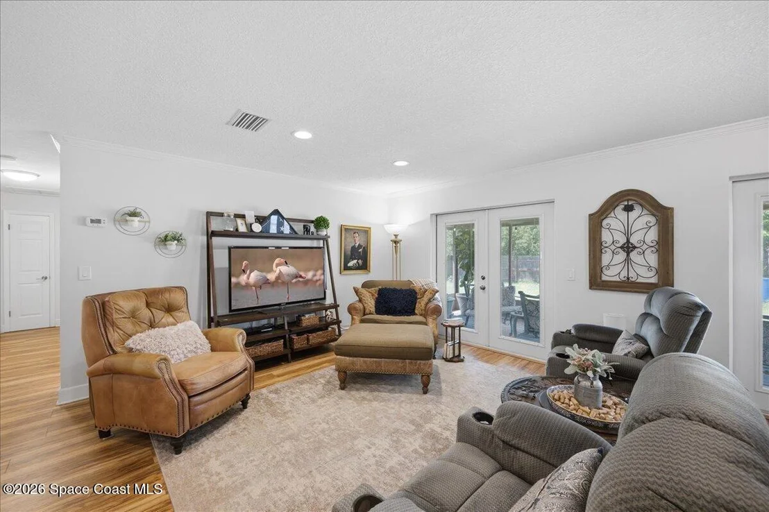 Photo of 2511 Stanford Drive N