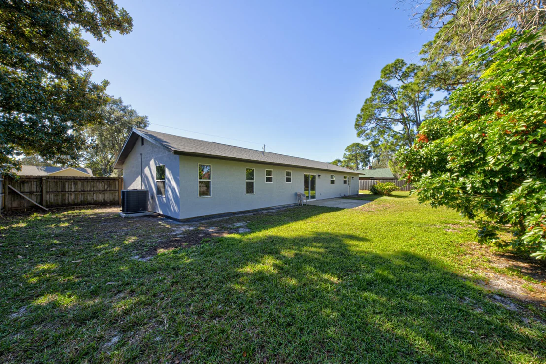 Photo of 5356 Jamaica Road