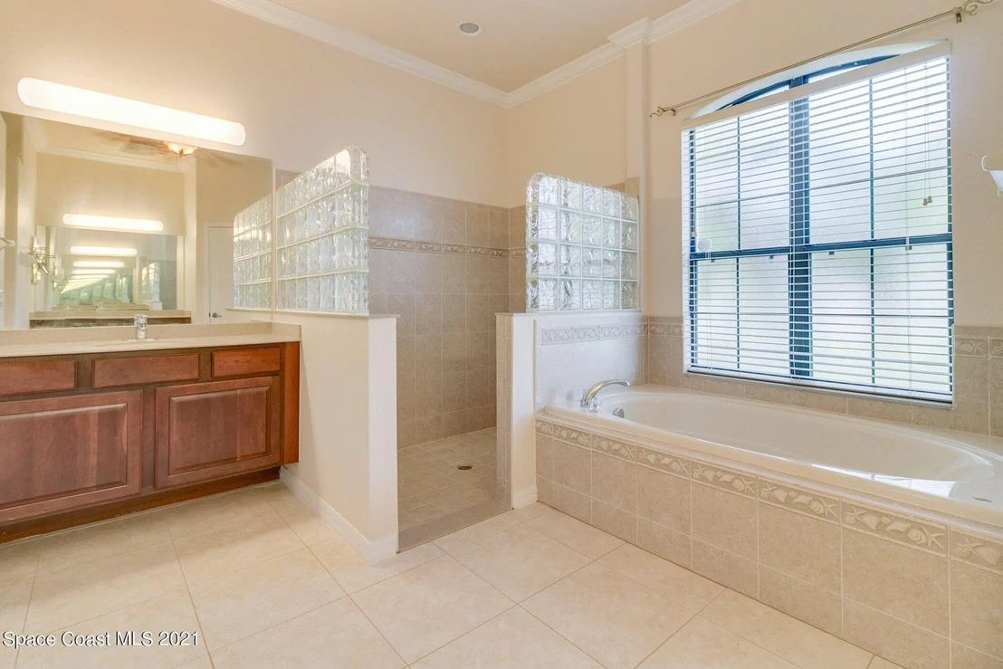 Photo of 2149 Windbrook Drive