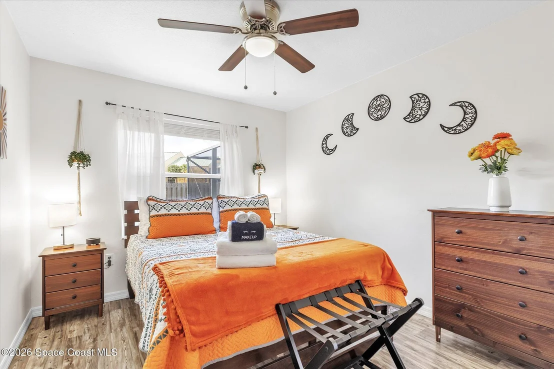Photo of 233 Cinnamon Lake Circle