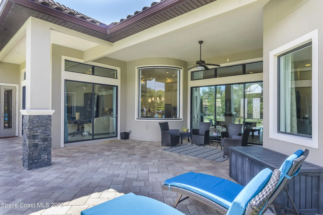 Photo of 814 Lorenza Place