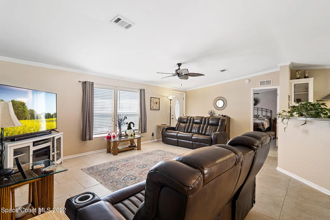 Photo of Unit 118 at 705 Outer Drive