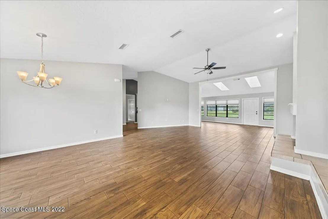 Photo of 1272 Silver Lake Drive