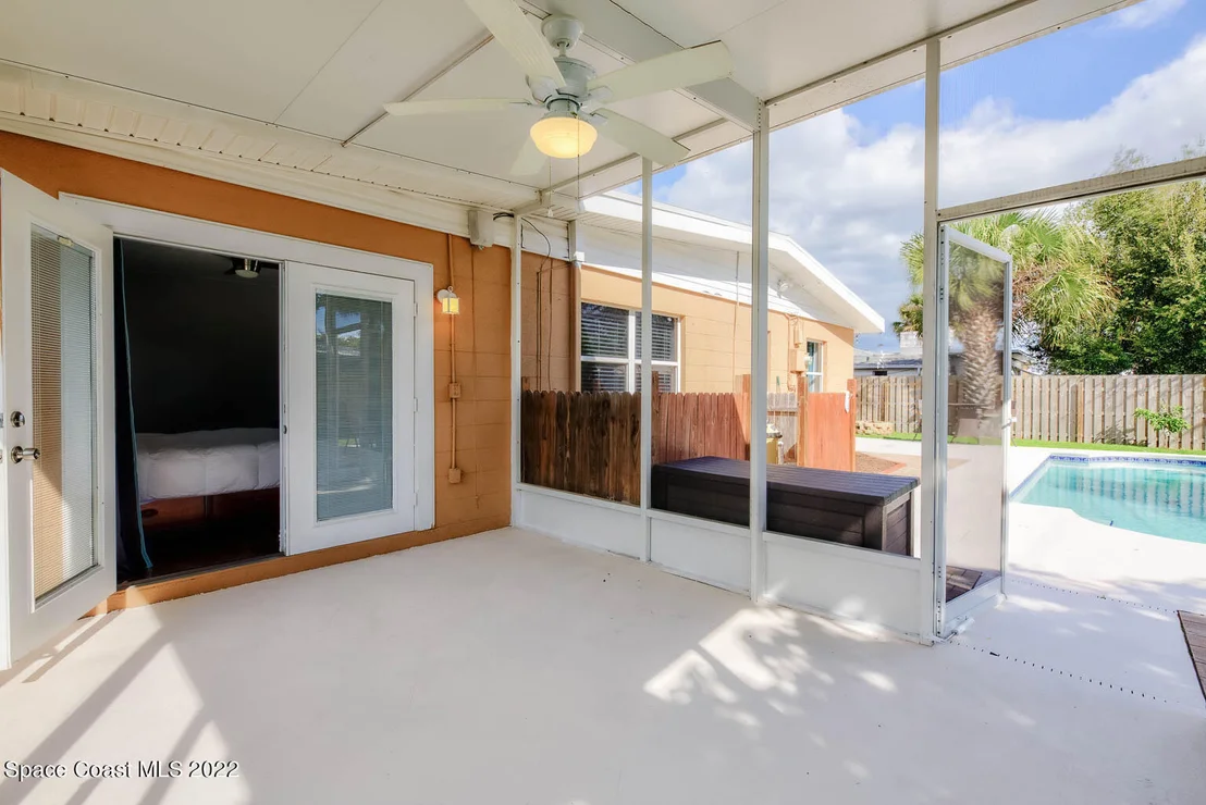 Photo of 201 W Alma Drive