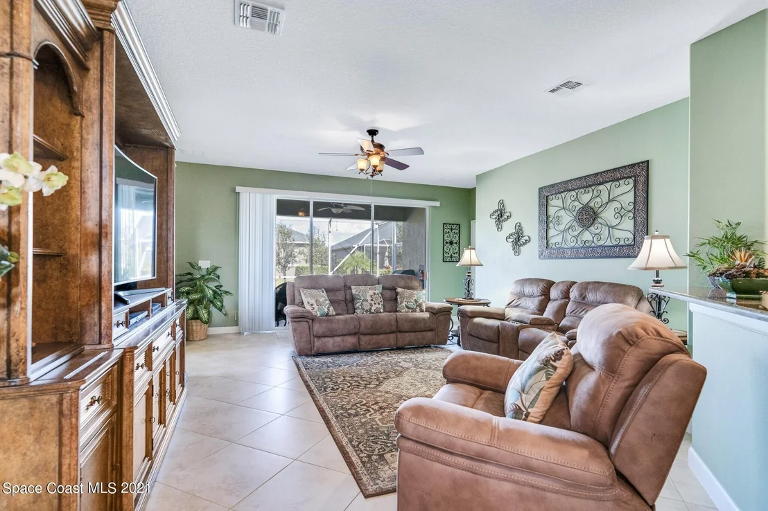 Photo of 3242 Balboa Place