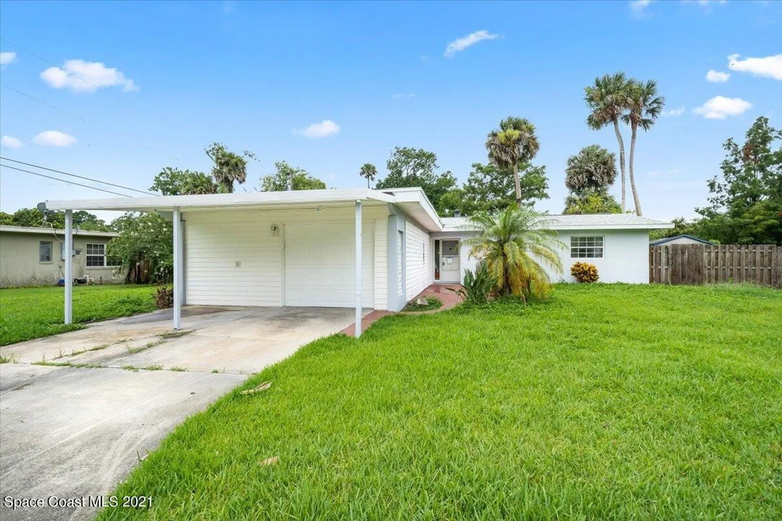 Photo of 900 Temple Drive