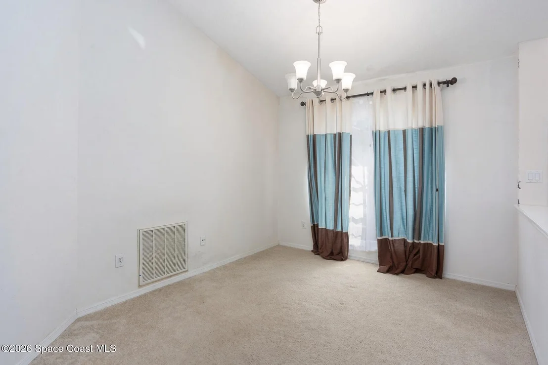Photo of 452 Kimberly Drive