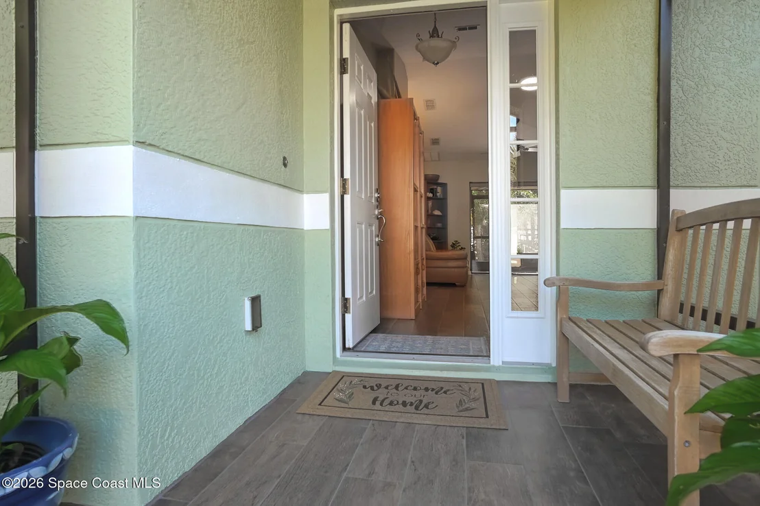 Photo of 305 Pelican Drive