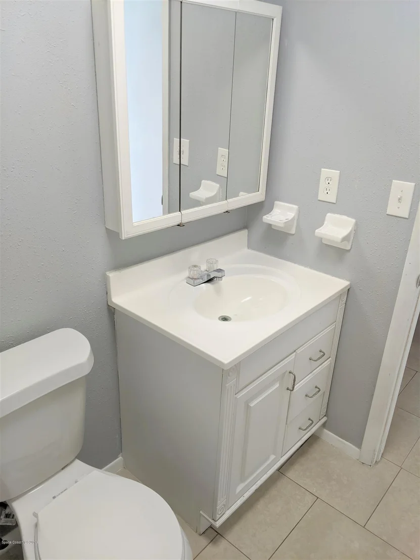 Photo of 409 Count Street