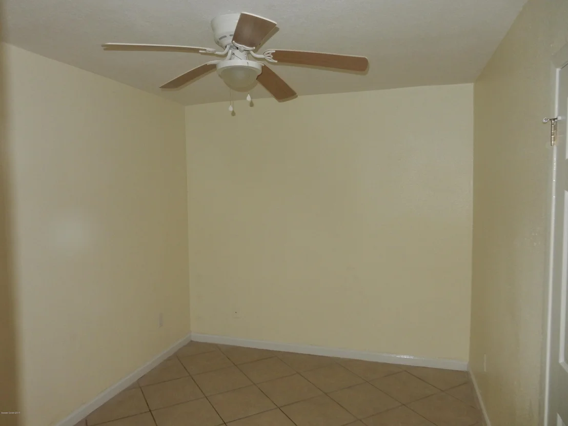 Photo of 404 Iris Lane