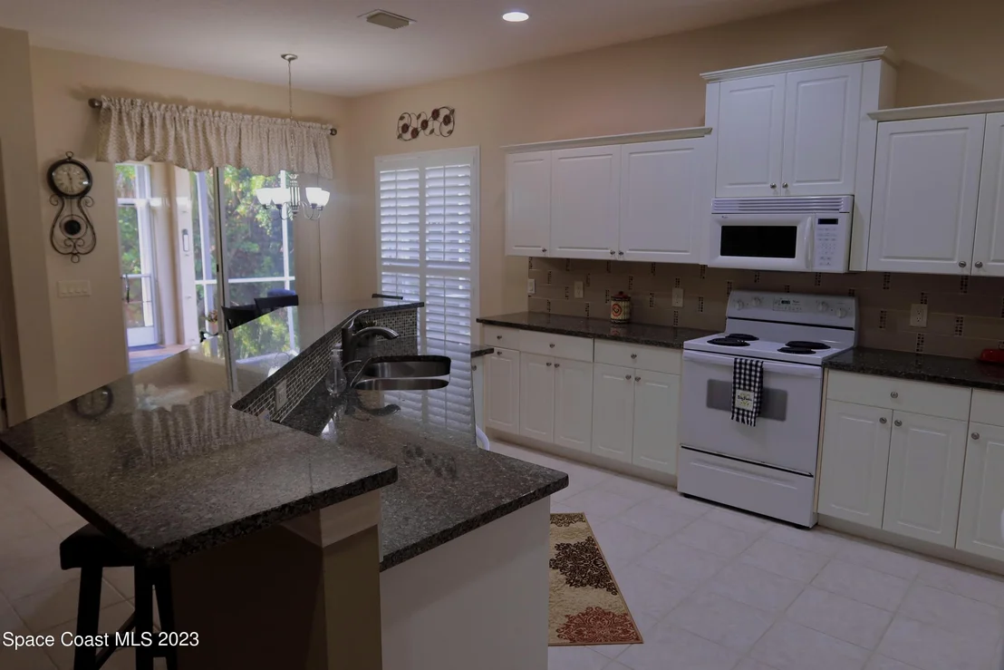 Photo of 910 Misty Creek Drive