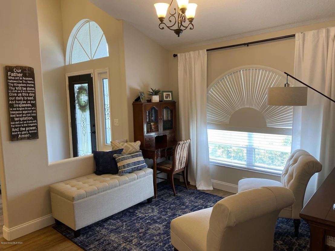 Photo of 843 Potomac Drive
