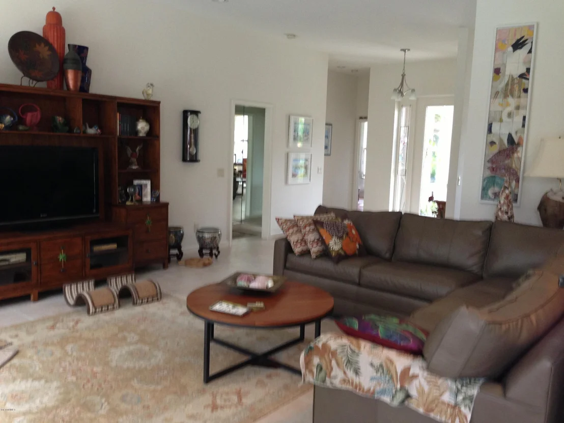 Photo of 138 Cardinal Drive