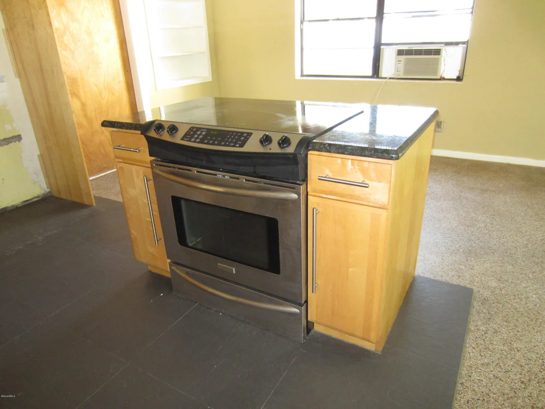 Photo of 240 Avenida De La