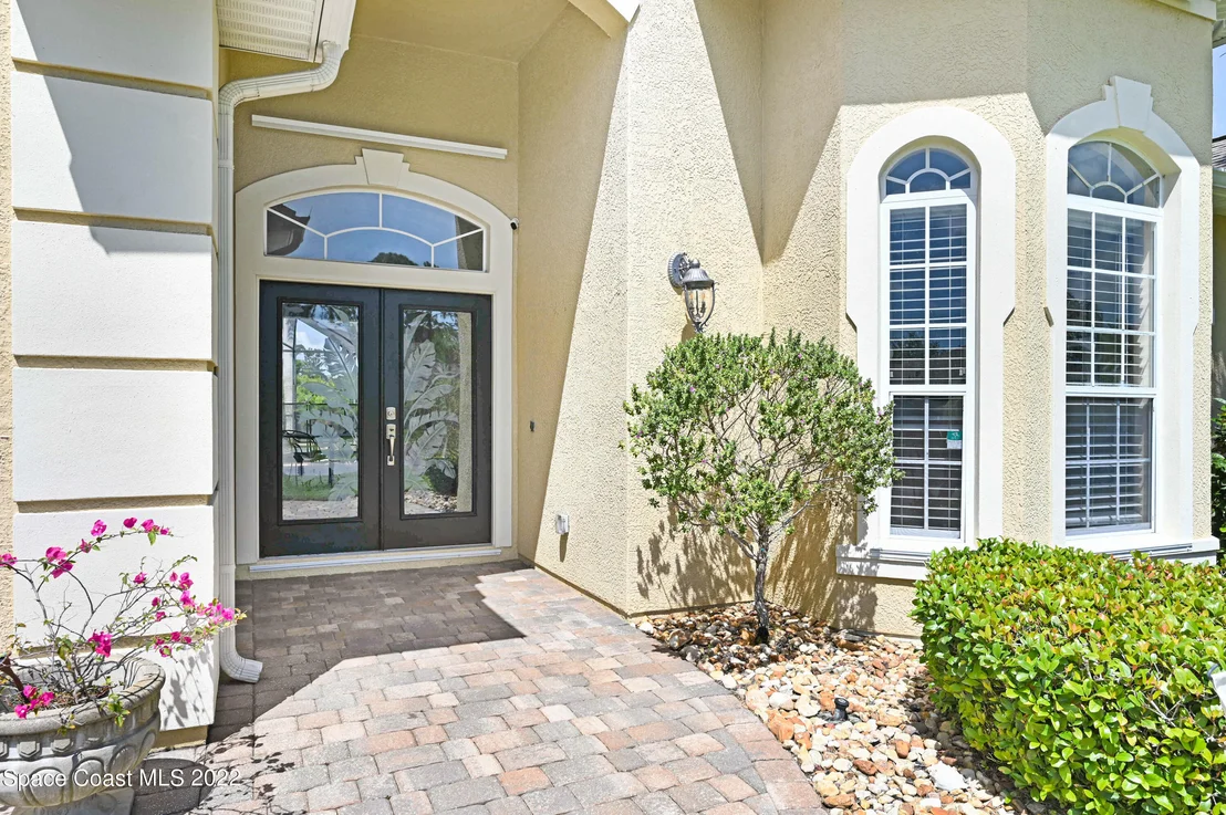 Photo of 3845 Waterford Drive