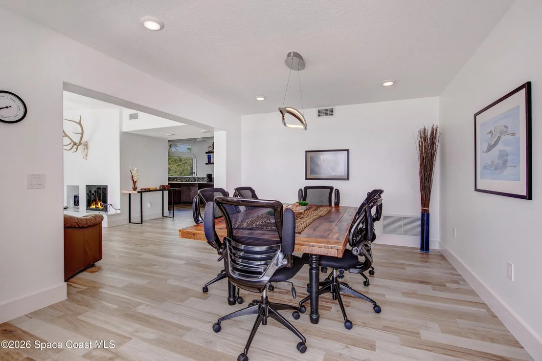 Photo of 93 W Bay Drive